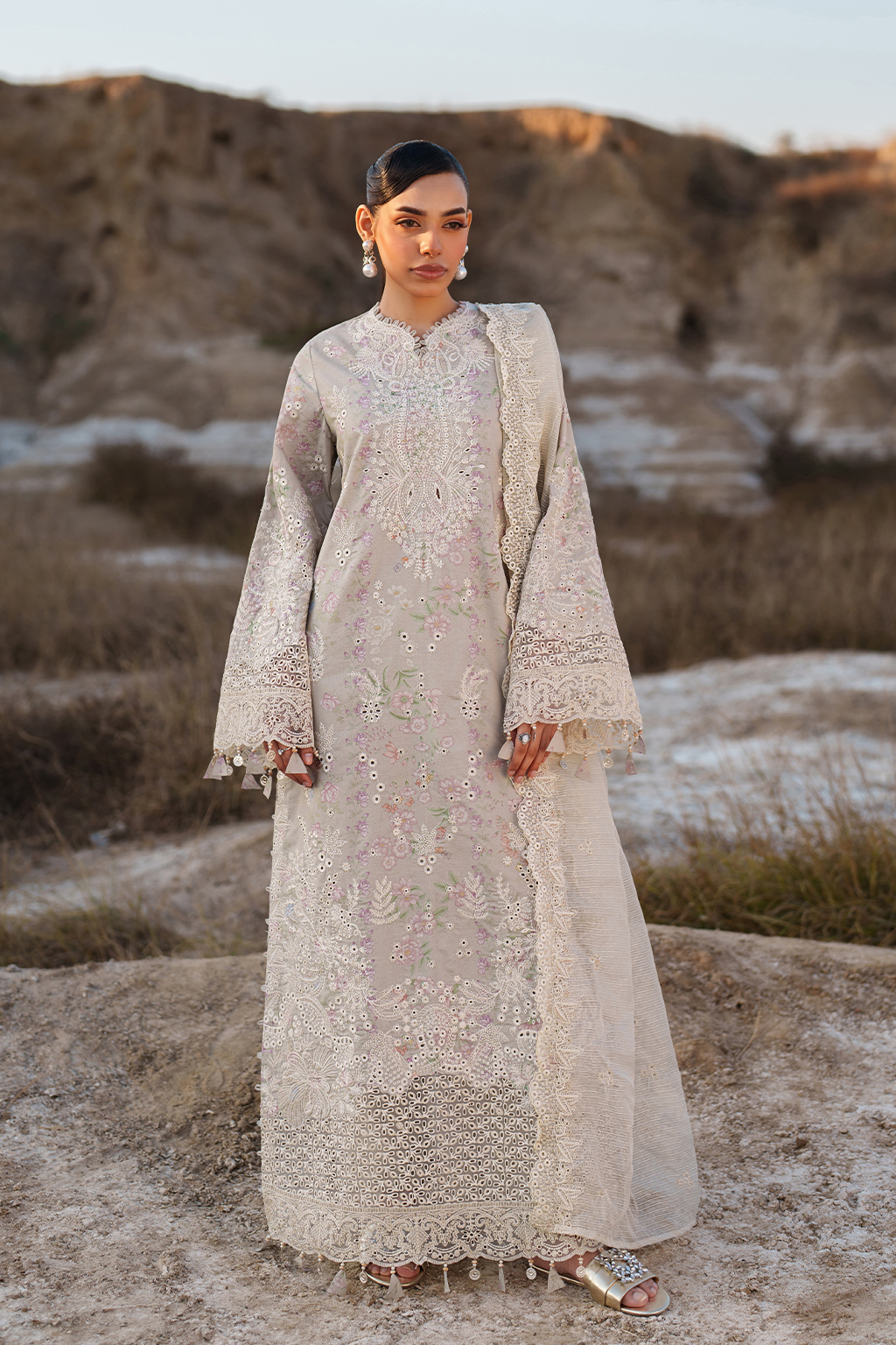 Summer Mehves Embroidered Luxury Lawn 3PC